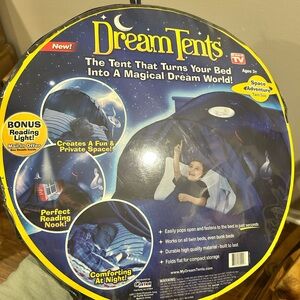 Dream Tents Space Adventure